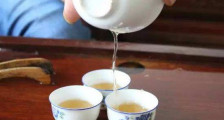 鸭屎香单丛雪片茶的特点，凤凰雪片茶有什么特点？