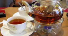 蜂蜜红茶禁忌，喝蜂蜜红茶的功效与禁忌