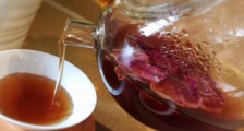 喝玫瑰花茶能祛斑吗，玫瑰花茶有祛斑的功效吗？